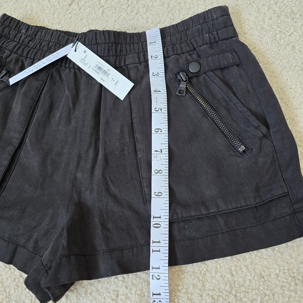 NWT $345USD Alice and Olivia Britney High Waist Patch Pocket Shorts Size Small - Picture 7 of 13